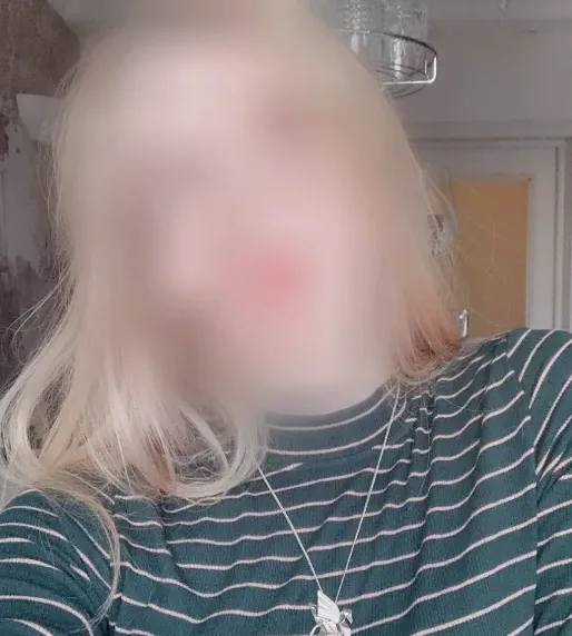 Charlotte, 19