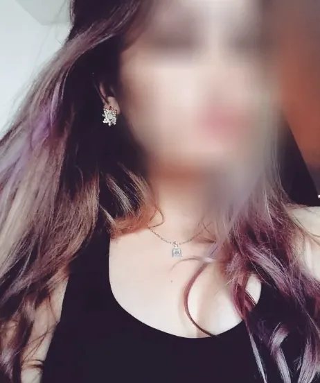 Helena, 32