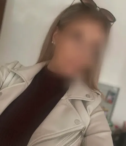 Ivana, 26