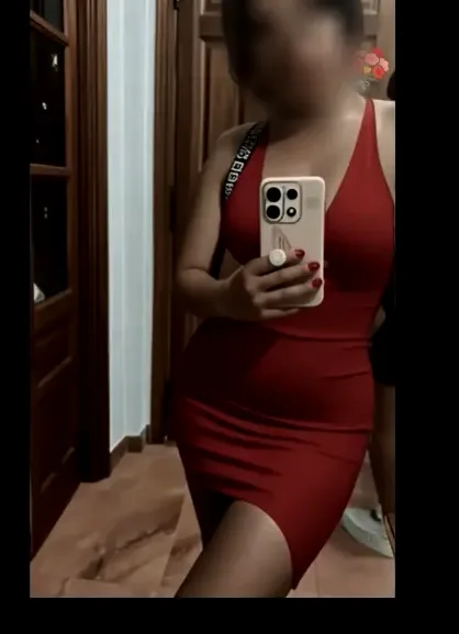 Katja, 27