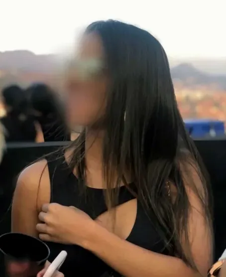 Lejla, 23