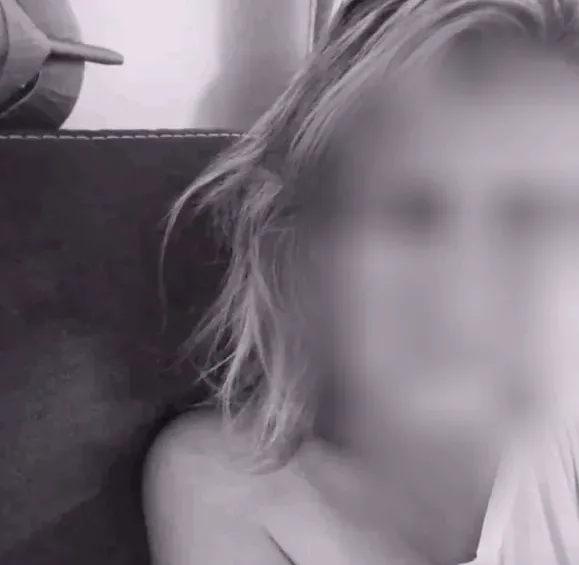 Molly, 36